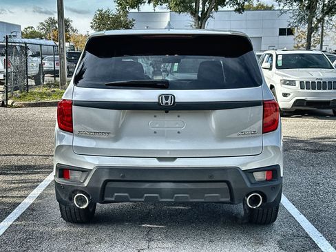 Used 2023 Honda Passport EX-L image 5