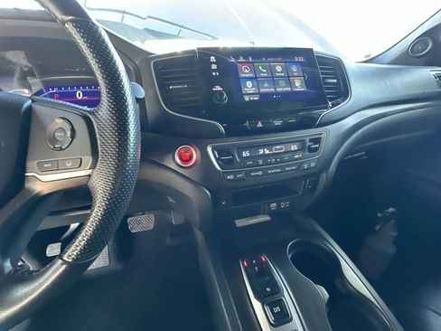 Used 2022 Honda Pilot TrailSport image 24