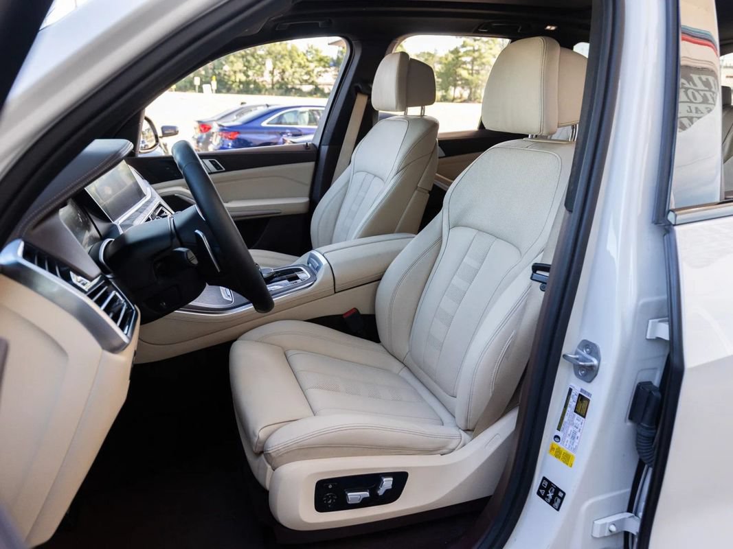 Used 2019 BMW X5 xDrive40i AWD/4WD image 16