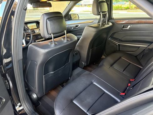 Used 2016 Mercedes-Benz E 350 Sedan image 23