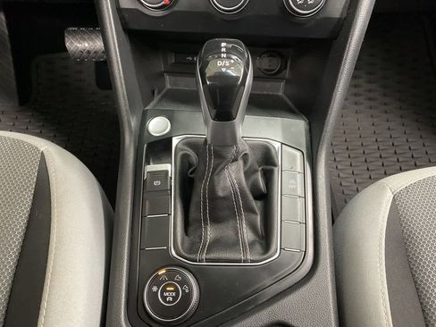 Used 2022 Volkswagen Taos S image 26