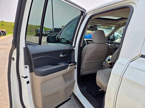 Used 2017 Honda Ridgeline RTL-E image 25