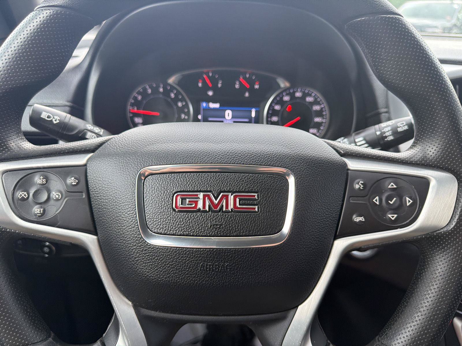 Used 2023 GMC Terrain SLE w/ Driver Convenience Package AWD/4WD image 14