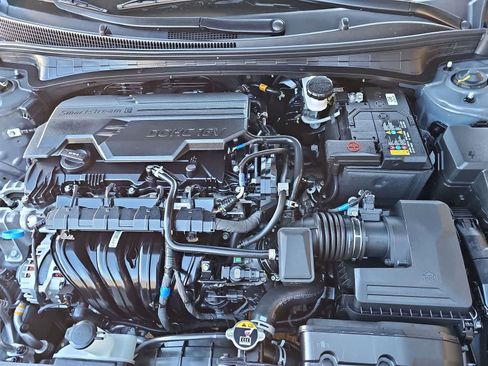 New 2026 Hyundai Elantra Sport FWD image 13