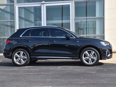 Used 2022 Audi Q3 2.0T Premium Plus w/ Premium Plus Package AWD/4WD image 6