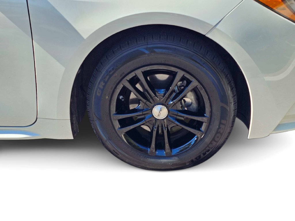 Used 2021 Toyota Corolla LE FWD image 6