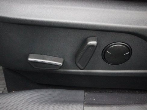 Used 2021 Ford Mustang Mach-E Premium image 13