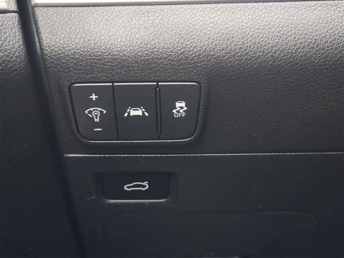 Used 2023 Kia K5 GT-Line image 22