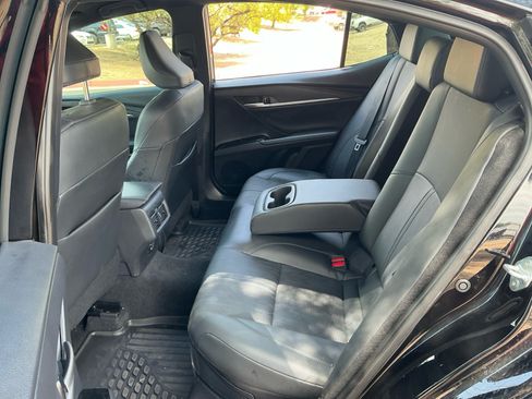 Used 2026 Toyota Camry XSE FWD image 17