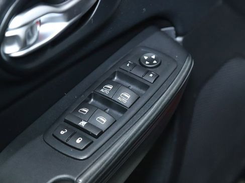 Used 2016 Jeep Cherokee Limited w/ Trailer Tow Group image 17