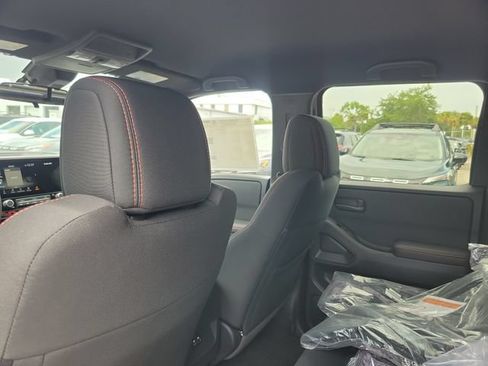 New 2026 Nissan Frontier PRO-4X w/ Tow Package AWD/4WD image 8