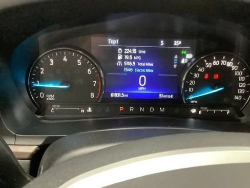 Used 2021 Ford Explorer Limited AWD/4WD image 15