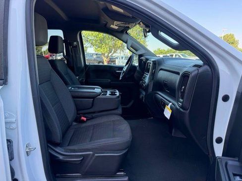Used 2024 Chevrolet Silverado 1500 Custom RWD image 3