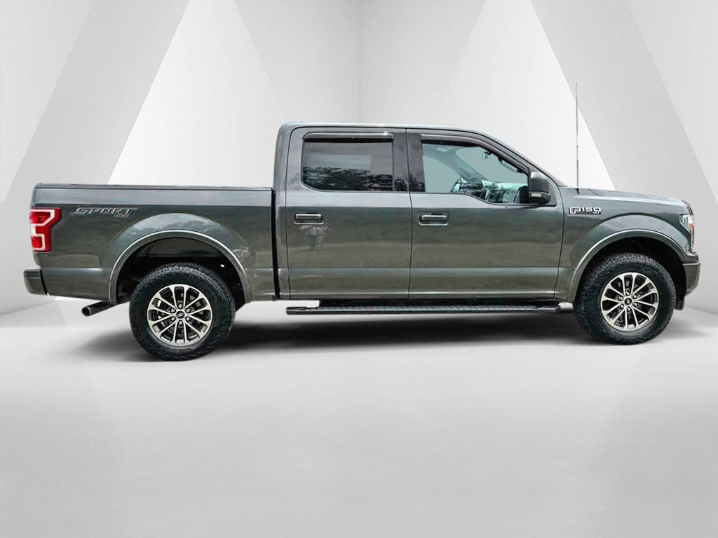 Used 2018 Ford F150 XLT w/ Equipment Group 302A Luxury AWD/4WD image 8