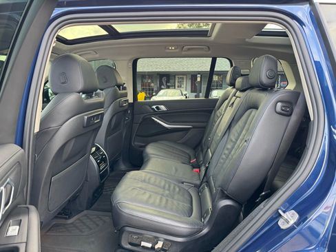 Used 2021 BMW X7 xDrive40i w/ Parking Assistance Package image 24