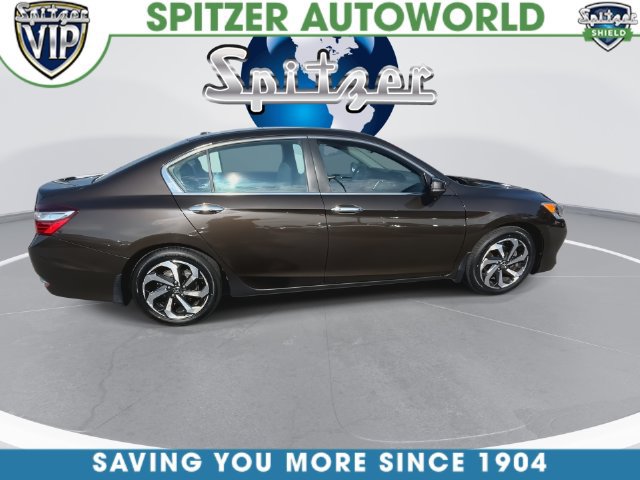 Used 2016 Honda Accord EX image 16