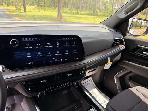 New 2026 Chevrolet Tahoe LS RWD image 16