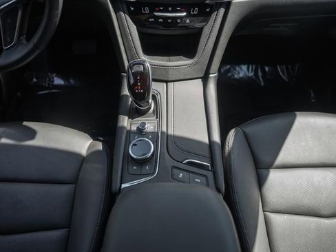 Used 2025 Cadillac XT5 Premium Luxury image 28