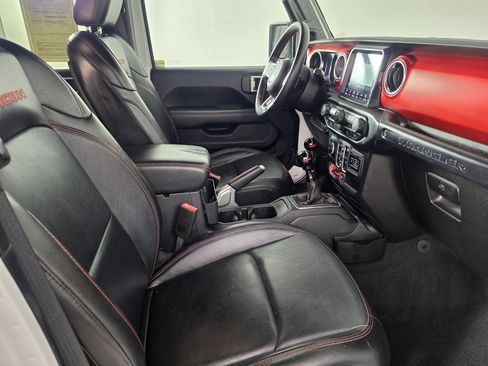 Used 2019 Jeep Wrangler Unlimited Rubicon AWD/4WD image 42