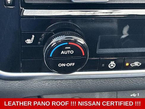 Certified 2022 Nissan Rogue SV w/ SV Premium Package AWD/4WD image 32