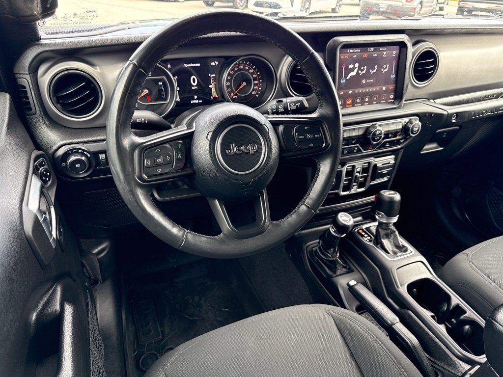 Used 2022 Jeep Wrangler Unlimited Sport AWD/4WD image 16