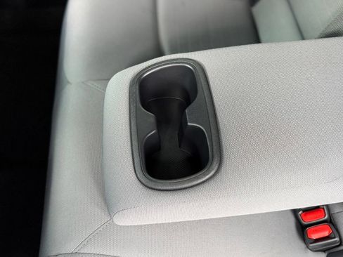 Certified 2025 Toyota Corolla SE FWD image 6