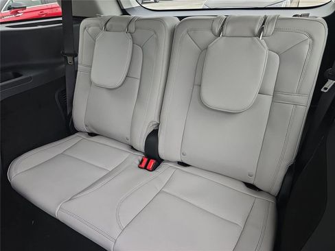 New 2026 Lincoln Aviator Reserve image 11