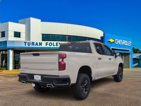 New 2026 Chevrolet Silverado 1500 Custom Trail Boss AWD/4WD image 7