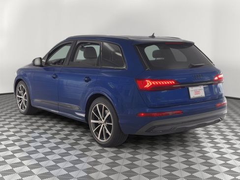 Used 2023 Audi Q7 3.0T Prestige w/ Prestige Package image 3