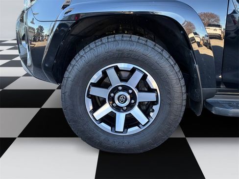 Used 2021 Toyota 4Runner TRD Off-Road Premium image 14
