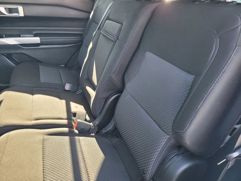 Certified 2022 Ford Explorer XLT image 13