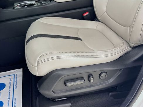 Used 2026 Honda Pilot EX-L image 26
