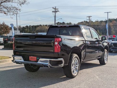 Used 2025 Chevrolet Silverado 1500 LTZ image 8