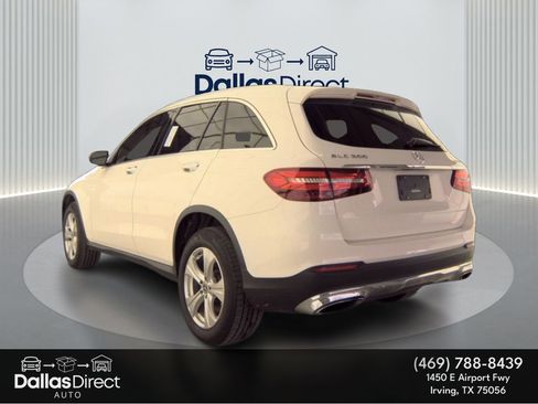 Used 2018 Mercedes-Benz GLC 300 4MATIC w/ Multimedia Package image 8
