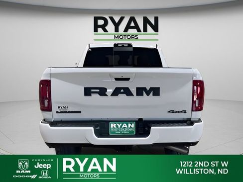 New 2026 RAM 2500 Laramie AWD/4WD image 4