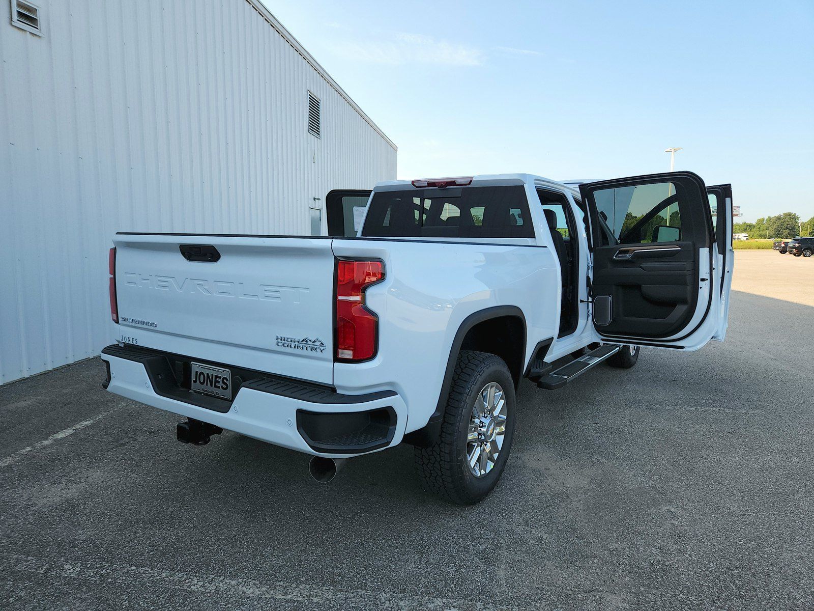 New 2026 Chevrolet Silverado 2500 High Country w/ Technology Package AWD/4WD image 17