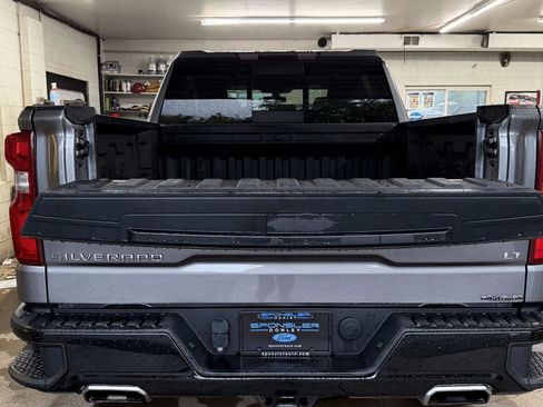 Used 2021 Chevrolet Silverado 1500 LT Trail Boss w/ Convenience Package II image 24