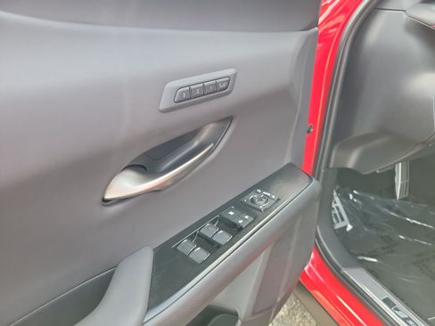 Used 2023 Lexus UX 250h F Sport AWD/4WD image 18