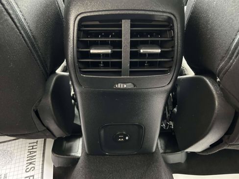 Used 2022 Ford Escape SE w/ Convenience Package FWD image 18