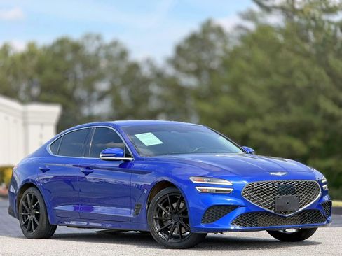 Used 2022 Genesis G70 2.0T RWD image 5