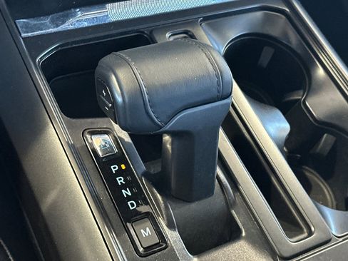 Used 2025 Ford F150 Lariat w/ Equipment Group 502A High AWD/4WD image 20