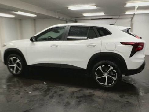 New 2026 Chevrolet Trax RS FWD image 6