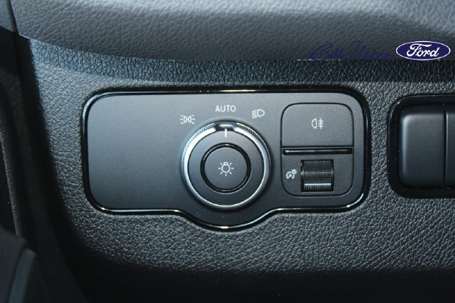 Used 2025 Mercedes-Benz Sprinter 2500 image 17