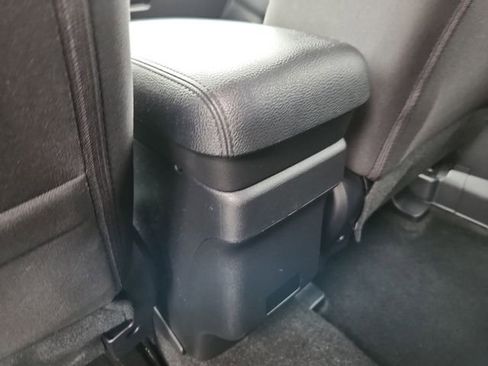 Used 2025 Mitsubishi Outlander Sport AWD image 15