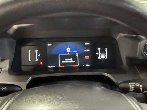 Used 2025 Toyota Tacoma SR5 AWD/4WD image 26