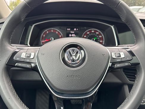 Used 2020 Volkswagen Jetta SE image 24