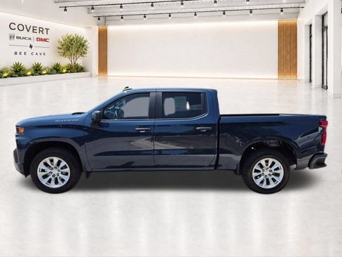 Used 2022 Chevrolet Silverado 1500 Custom RWD image 12