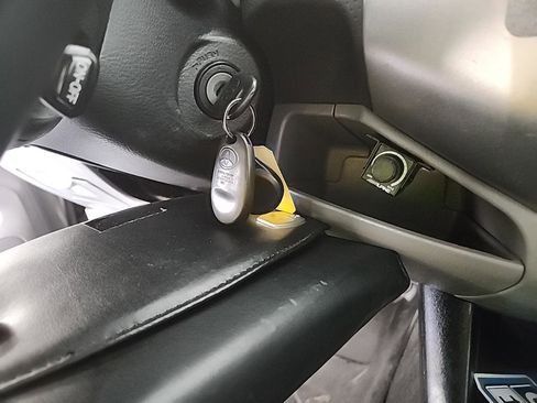 Used 2015 Toyota Tacoma PreRunner image 20