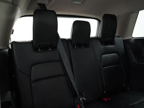 Used 2024 Nissan Pathfinder Platinum AWD/4WD image 15
