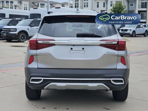 Used 2022 Kia Seltos S FWD image 8